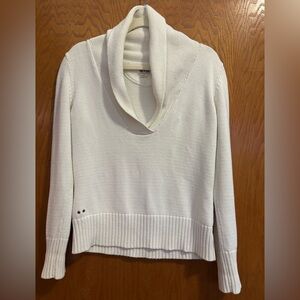 Converse One Star Cozy White Sweater, Size XL.